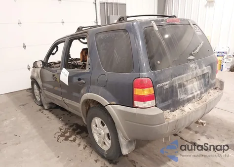 2002 Ford Escape Xlt from USA, damaged, VIN 1FMYU041X2KB12754